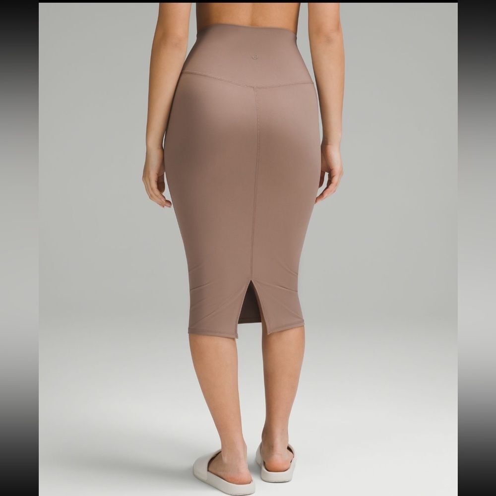 Lululemon Nulu Slim-Fit High-Rise Skirt Taupetastic Pencil Bodycon (48) - Picture 2 of 4